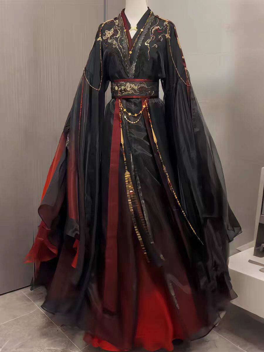 Set di 4 Pezzi di Abiti Tradiz - Anime Cosplay Red recensione e prezzo