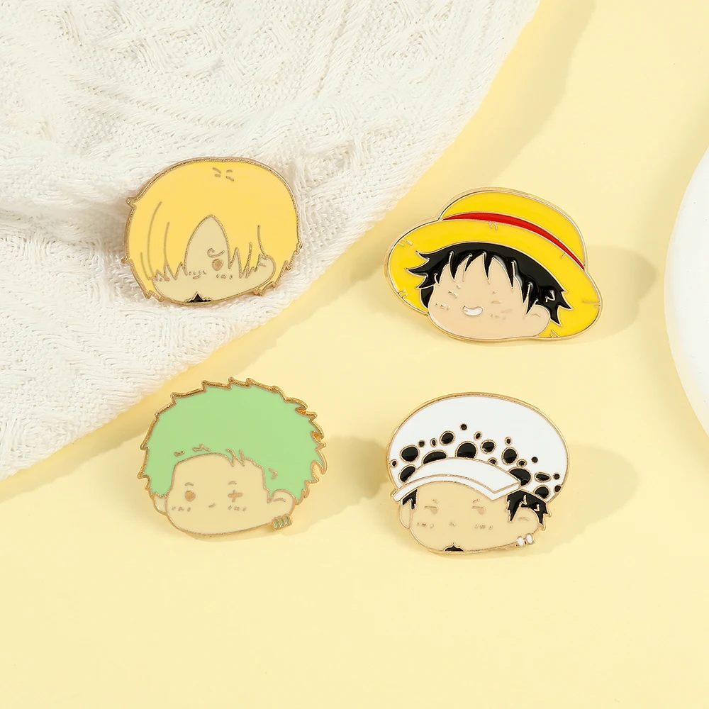 4 Pezzi Spilla in Metallo Smal - Cosplay Anime Zoro recensione e prezzo