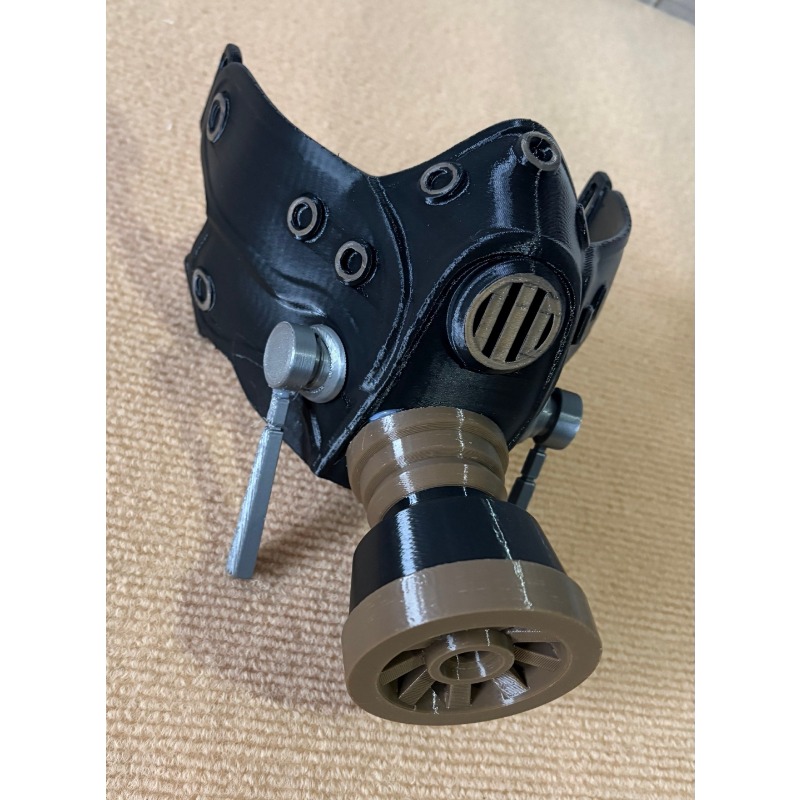 Maschera Antigas Nera Stampata - Anime Cosplay To Buy recensione e prezzo